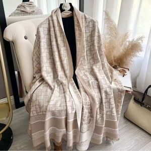 🆕 Beige & Gold Shimmer Light Luxury Scarf